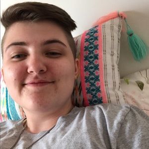 Meet your Posher, Hannah